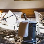 Hotel La Grange D'arly 3*