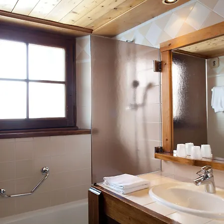 Hotel La Grange D'arly 3*