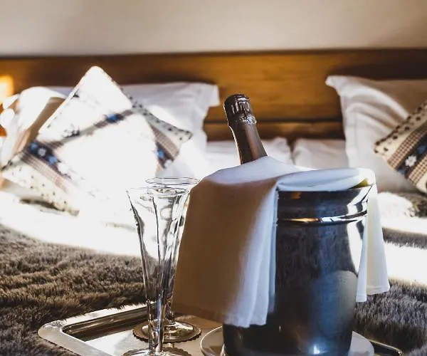 Hotel La Grange D'arly 3*